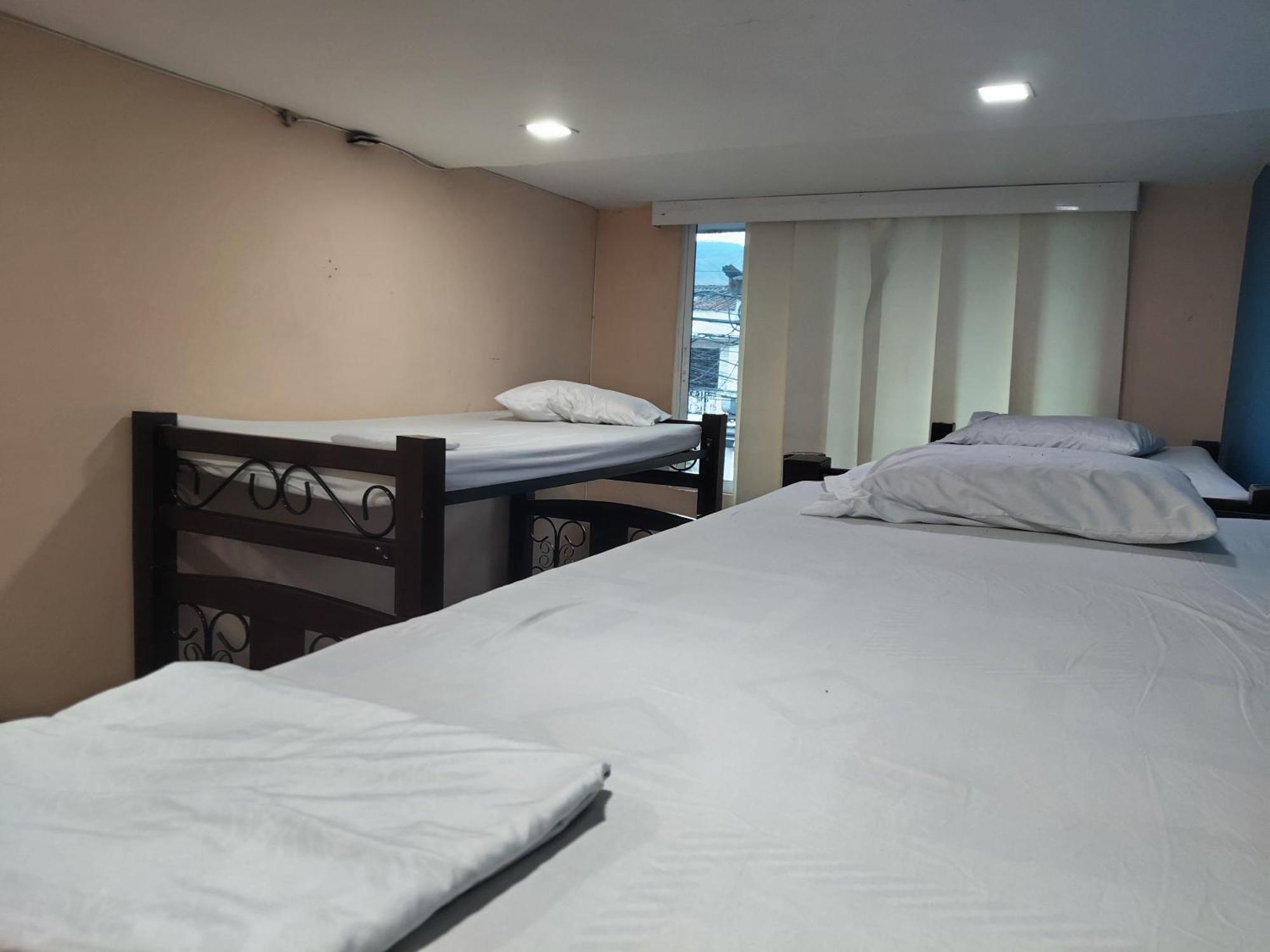 Hostal Avanza Cali Exteriör bild